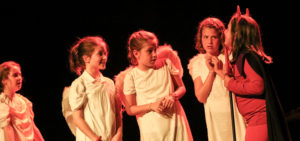 Teatro niñas niños interpretación escuela barcelona el timbal